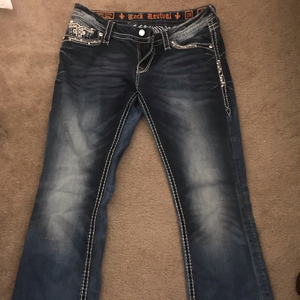 Boot cut jeans